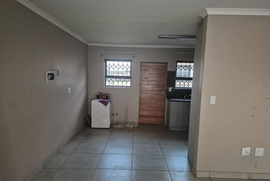 3 Bedroom Property for Sale in Ellaton North West